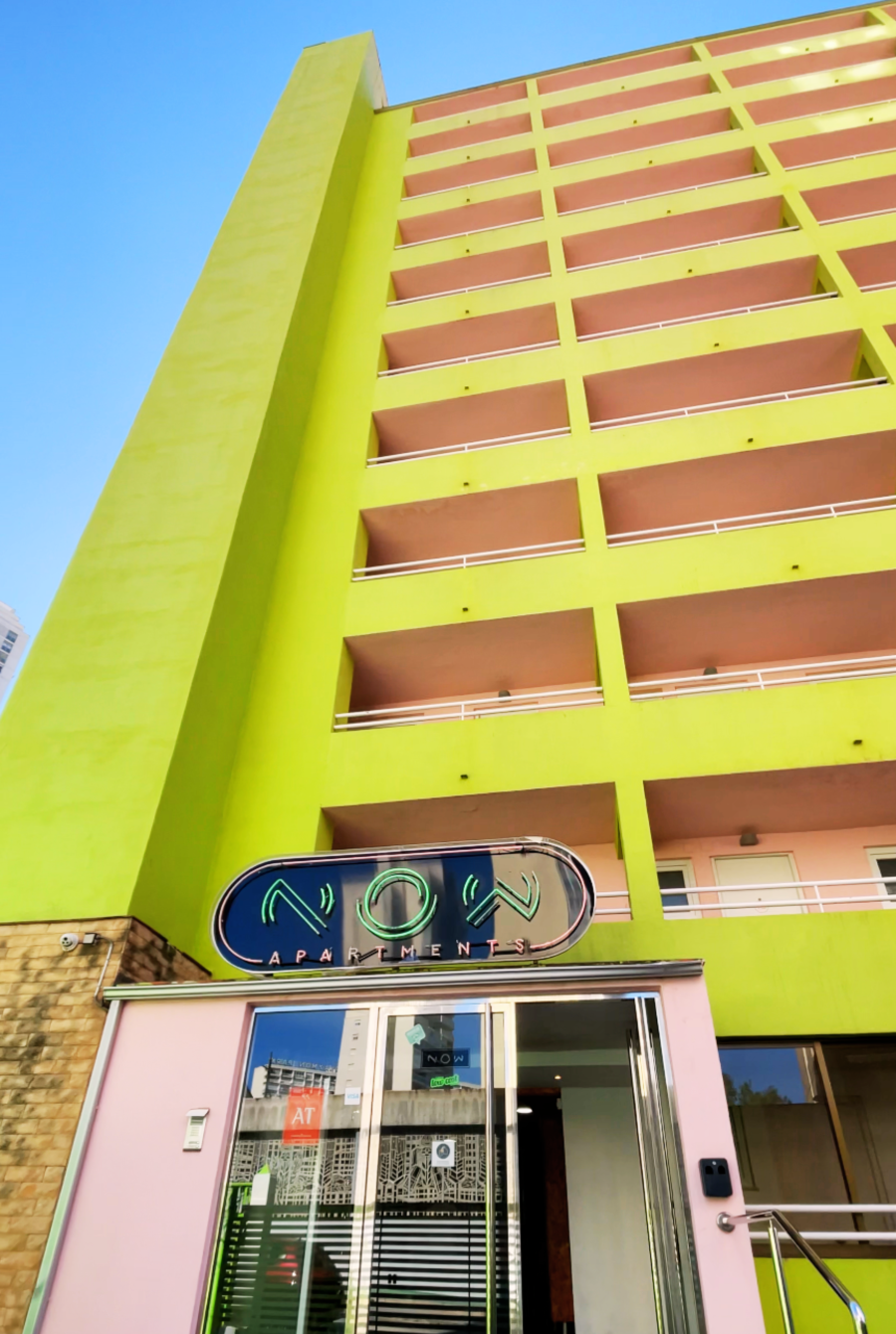 Fachada de NOW Benidorm